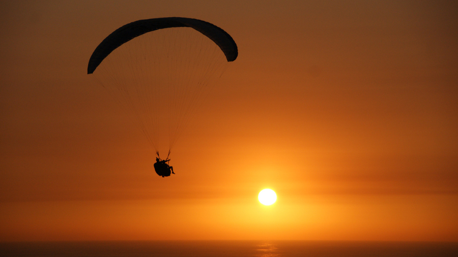 Top Paragliding Destinations in Sardinia: Soar Above Stunning Landscapes